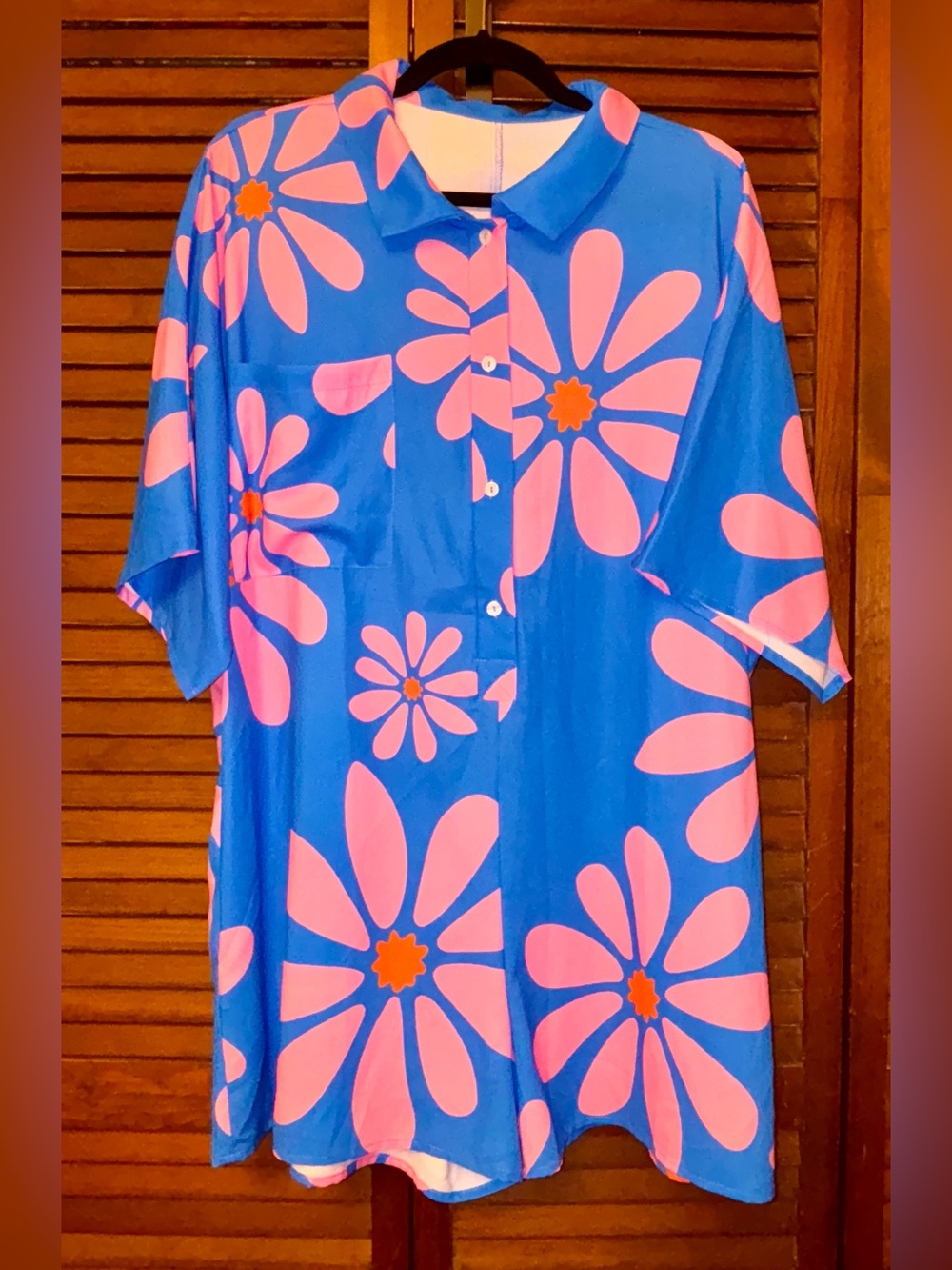 NEW Blue “Flower Power” Romper/Shorts with Pink Daisies - Picture 6 of 16